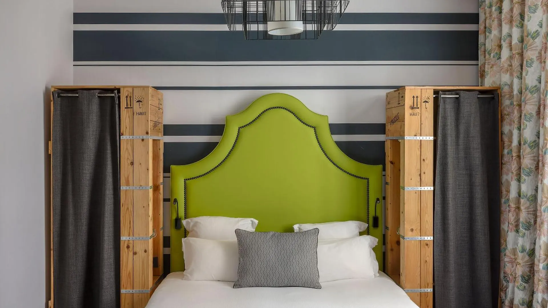 Hotel Fabric 4*